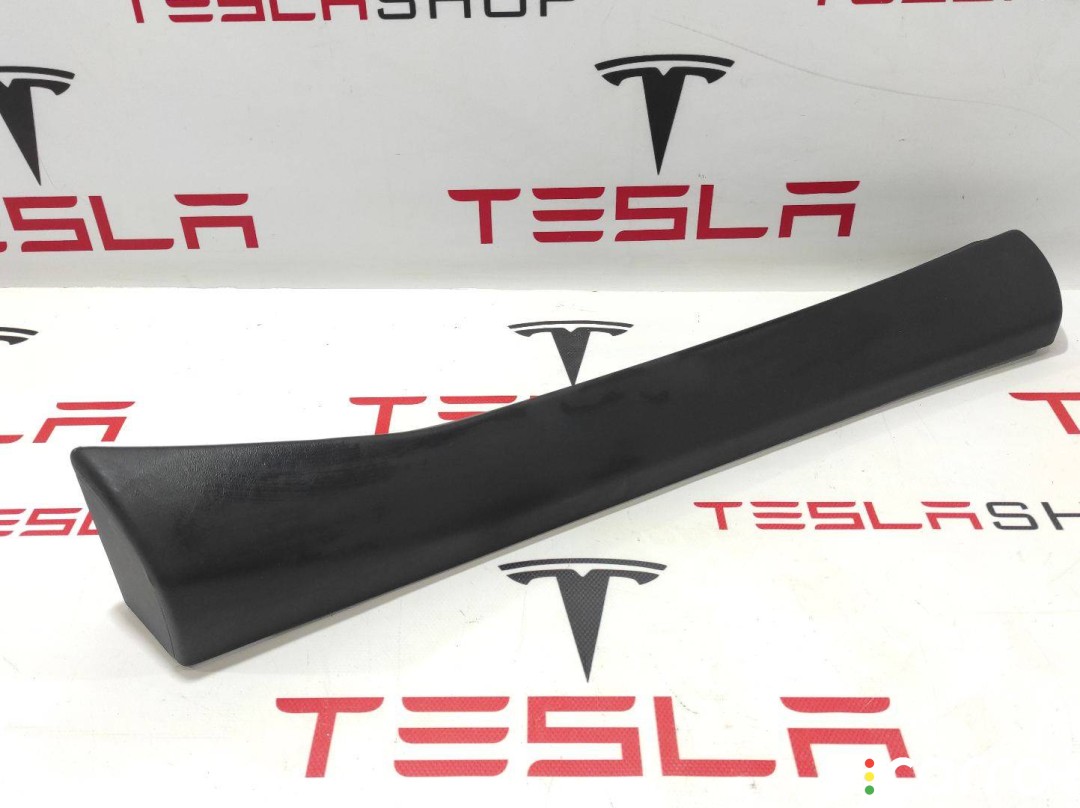 Накладка декоративная обшивки двери Tesla Model S 2016-2021, 1009434-02-E, фото 1