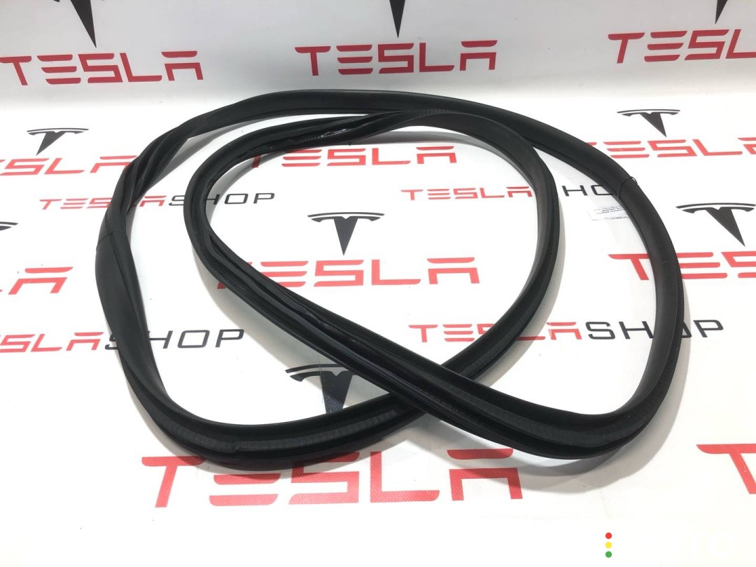 Уплотнитель проема дверного Tesla Model X рест 2021-2026, 1459237-00-F, фото 1