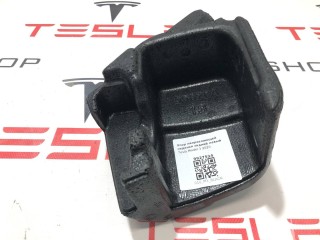 Упор направляющей сиденья, ориг. номер 1133020-00-D, Tesla Model 3 2017-2021
