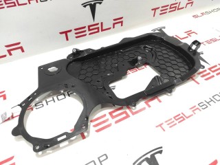 Накладка внутренняя двери, ориг. номер 1092147-00-D, Tesla Model 3 2017-2021