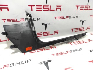 Накладка стойки А, ориг. номер 1086290-00-H, Tesla Model 3 2017-2021