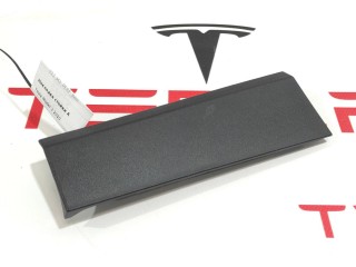 Накладка стойки А, ориг. номер 1086303-00-F, Tesla Model 3 2017-2021