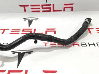 прочая запчасть, ориг. номер 1530116-00-A, Tesla Model 3 2017-2021