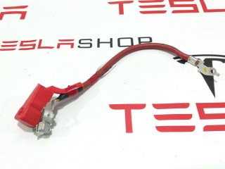 Зажим клеммы АКБ 12V (Плюс + ), ориг. номер 1067971-00-D, 1118182-73-H, Tesla Model 3 2017-2021