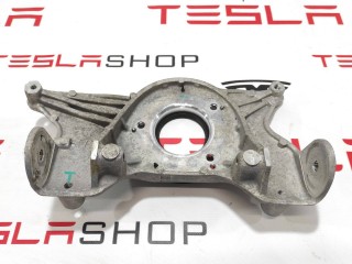 прочая запчасть, ориг. номер 104437100D, 1044032-00-C, Tesla Model Y 2020-2026