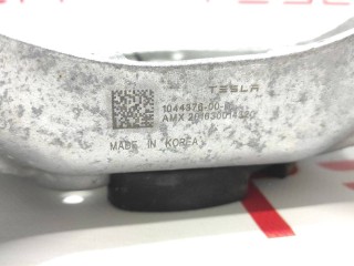 прочая запчасть, ориг. номер 104437600D, 1044037-00-C, Tesla Model 3 2017-2021