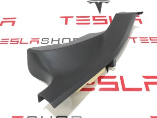 Накладка стойки С, ориг. номер 1086309-00-F, Tesla Model 3 2017-2021