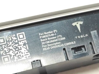 Фонарь подсветки салона, ориг. номер 1092575-00-J, Tesla Model 3 2017-2021