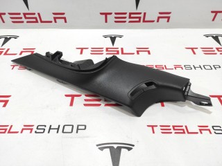 Накладка ремня безопасности стойки С, ориг. номер 1086281-00-G, Tesla Model 3 2017-2021