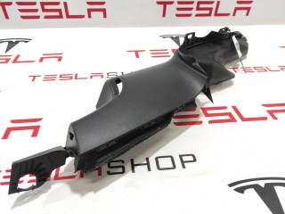 Накладка ремня безопасности стойки С, ориг. номер 1086281-00-G, Tesla Model 3 2017-2021