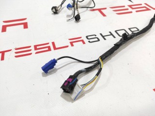 Электропроводка камеры и GPS модуля, ориг. номер 1068787-00-E, Tesla Model 3 2017-2021