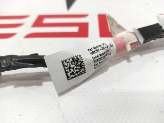 Электропроводка камеры и GPS модуля, ориг. номер 1068787-00-E, Tesla Model 3 2017-2021