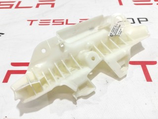 Кронштейн накладки, стойки В, ориг. номер 1103776-00-L, Tesla Model 3 2017-2021