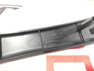 Накладка стойки А, (средняя высота), ориг. номер 1002515-00-D, Tesla Model S 2016-2021