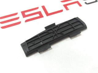 Заглушка болта дверной карты (резиновая), ориг. номер 1002966-00-B, Tesla Model S 2016-2021