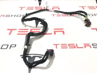 прочая запчасть, ориг. номер 1064336-00-B, 1063406-00-F, Tesla Model X 2015-2021