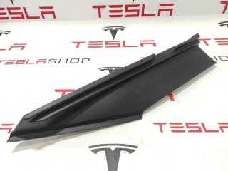 Накладка багажника (под полку), ориг. номер 1010339-00-D, 1016337-00-D, Tesla Model S 2016-2021