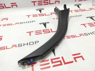 Накладка багажного проема внутренняя, ориг. номер 1009065-00-C, Tesla Model S 2016-2021