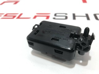 Фонарь подсветки салона, ориг. номер 1046533-00-A, 1023772-00-A, Tesla Model S 2016-2021