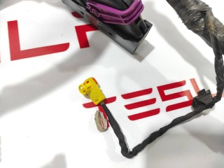 Электропроводка центральной панели, ориг. номер 2004422-02-A, Tesla Model S 2016-2021