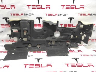 Шумоизоляция переднего мотора, ориг. номер 1046732-00-D, Tesla Model S 2016-2021