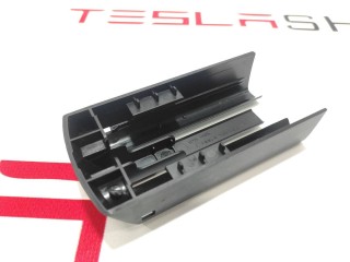 прочая запчасть, ориг. номер 1051476-00-A, Tesla Model S 2012-2016