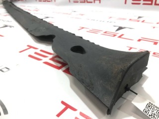 Накладка порога рокерной панели, ориг. номер 1497741-00-B, 1497649-00-A, Tesla Model Y 2020-2026