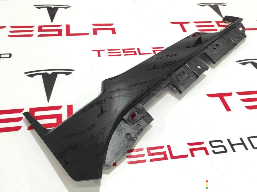 Декоративная накладка центральной панели (пассажирская) Tesla Model S 2016-2021, 1042774-12-D, фото 2