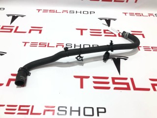 прочая запчасть, ориг. номер 1066686-00-B, Tesla Model S 2012-2016