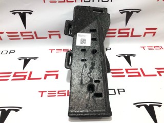 Панель для отдыха ноги водителя (пенопласт), ориг. номер 1109678-00-A, Tesla Model 3 2017-2021