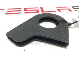 Крышка кронштейна сидений 2-го ряда, ориг. номер 1105326-00-A, Tesla Model 3 2017-2021
