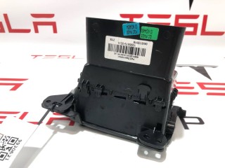 прочая запчасть, ориг. номер 6007628-00-C, 1061733-00-B, 1096879-00-A, Tesla Model X 2015-2021