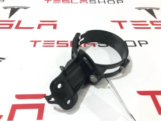 прочая запчасть, ориг. номер 1013834-00-D, Tesla Model S 2012-2016