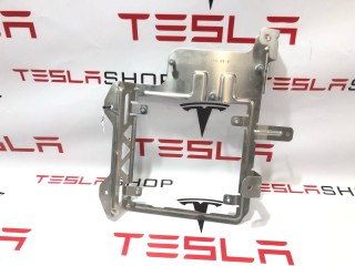 Кронштейн блока управления люком, ориг. номер 1013496-00-F, Tesla Model S 2016-2021
