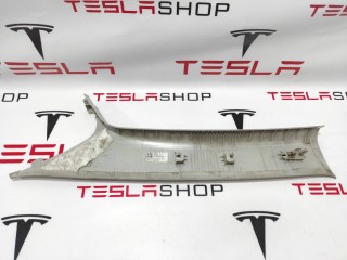 Накладка стойки А, ориг. номер 1086241-71-H, Tesla Model 3 2017-2021