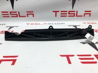 прочая запчасть, ориг. номер 1009175-00-D, Tesla Model S 2012-2016