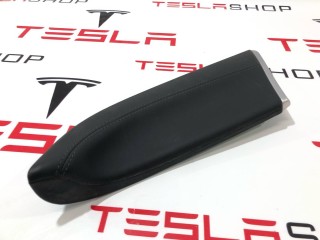карман обшивки стойки C, ориг. номер 1051768-02-C, 1054498-02-E, Tesla Model S