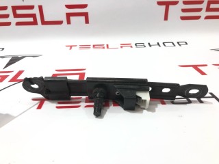прочая запчасть, ориг. номер 1036735-00-C, Tesla Model X  [рестайлинг] 2021-2026