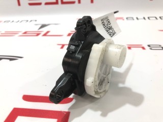 прочая запчасть, ориг. номер D267-AP9AA02, 6008243, 1116133-00-A, Tesla Model X 2015-2021