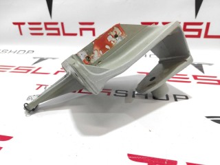 Кронштейн крепления двигателя, ориг. номер 1069434-S0-A, Tesla Model X 2015-2021