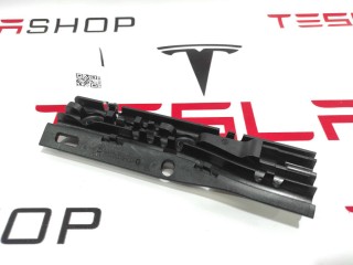 прочая запчасть, ориг. номер 1008372-00-E, Tesla Model S 2012-2016
