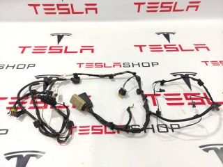 Электропроводка панели радиаторов, ориг. номер 2032438-01-A, 1047662-00-C, Tesla Model X 2015-2021