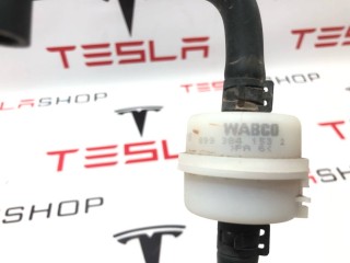 прочая запчасть, ориг. номер 1013834-00-D, 1061821-00-B, 1027931-00-B, Tesla Model S 2012-2016