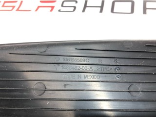 Коврик кармана двери, ориг. номер 1498482-00-A, 106166509C, Tesla Model Y 2020-2026