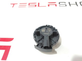 прочая запчасть, ориг. номер 1036762-00-A, Tesla Model 3 2017-2021
