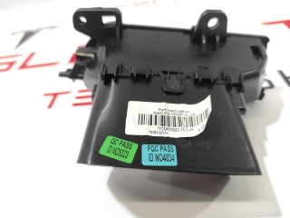 прочая запчасть, ориг. номер 1096880-00-B, 1061734-02-B, Tesla Model X 2015-2021