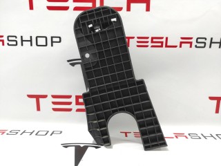 Кронштейн багажника боковой, ориг. номер 1066847-00-E, Tesla Model X 2015-2021