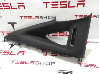 Накладка стойки С, ориг. номер 1035957-16-E, Tesla Model X 2015-2021