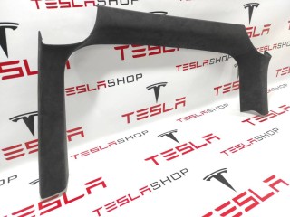 Накладка стекла, подъемной задней двери, ориг. номер 1052334-06-G, Tesla Model X 2015-2021