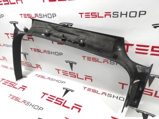 Накладка стекла, подъемной задней двери, ориг. номер 1052333-06-G, Tesla Model X 2015-2021